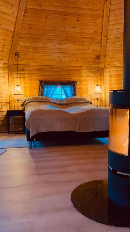 Koselig Dyregard I Tromso Hotel Bagian luar foto